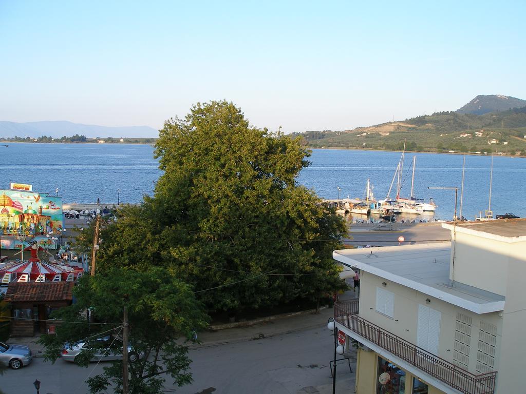 Anastasia - Efthimios Apartments Agios Konstantinos  Exteriör bild
